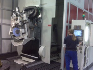 Kapp Niles Model ZP40 CNC Gear Grider Installed at Havlik